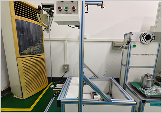 充電槍GB_T20234擺錘沖擊試驗(yàn).jpg
